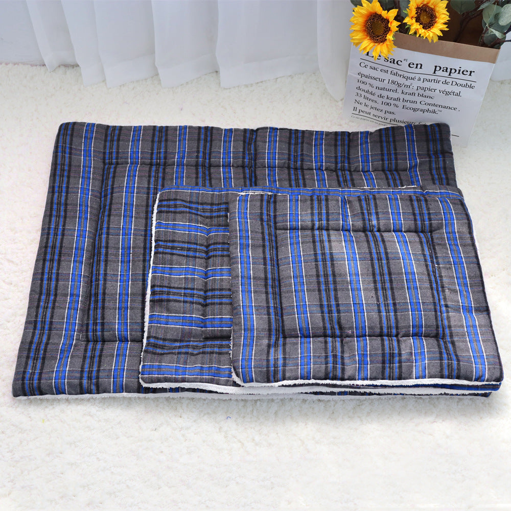 Cozy Cotton Pet Cushion: Ultimate Softness for Your Furry Friend