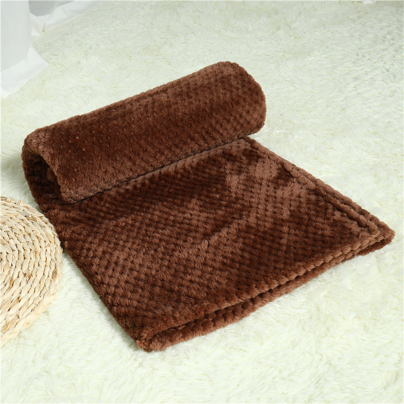 Cozy Pet Blanket: Ideal Sleeping Pad for Dogs and Cats