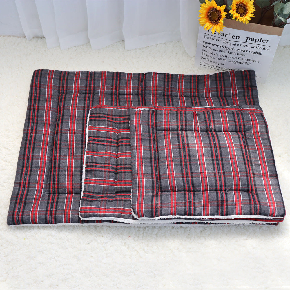 Cozy Cotton Pet Cushion: Ultimate Softness for Your Furry Friend